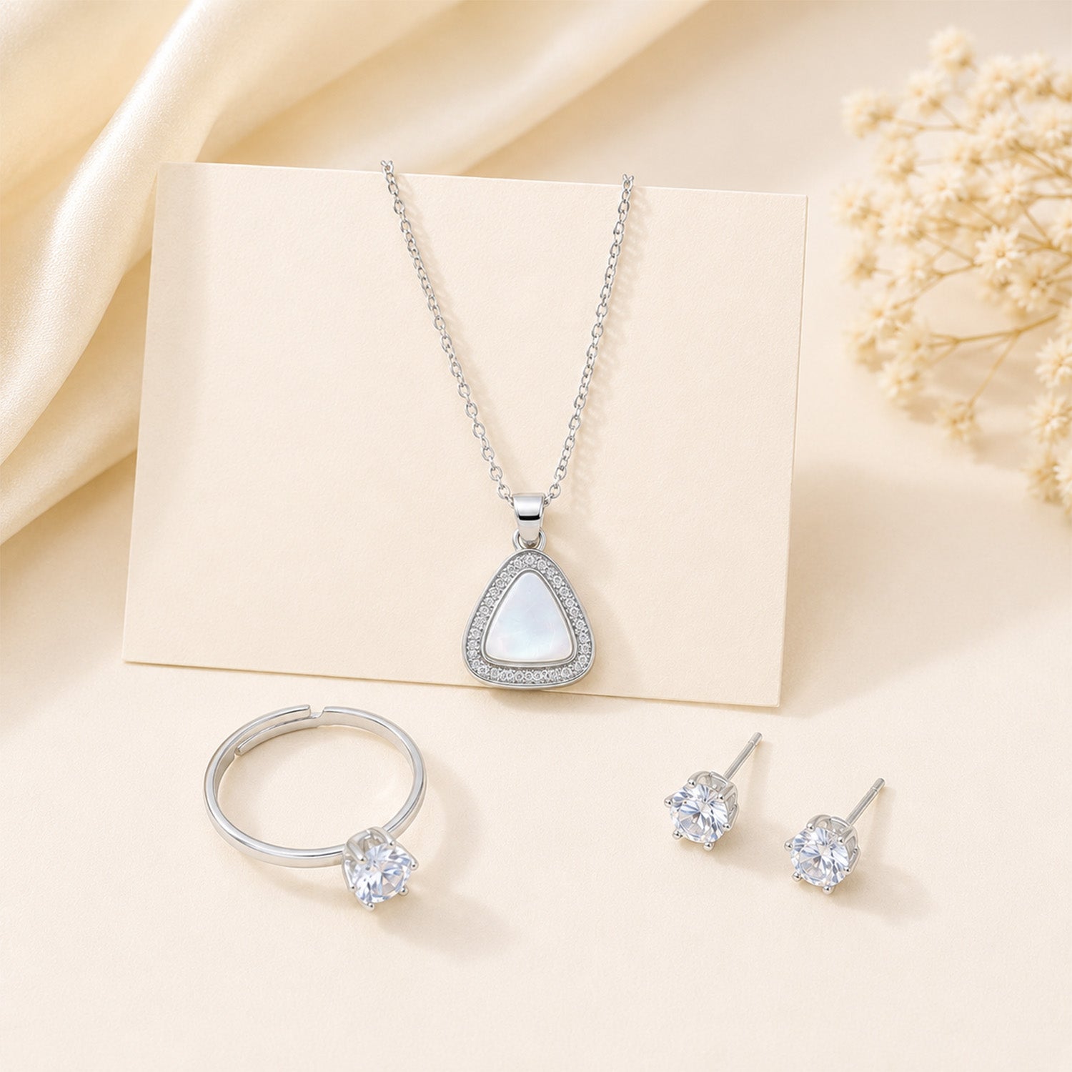 3-Piece Heart-Shaped Jewelry Set with Red Presentation Box