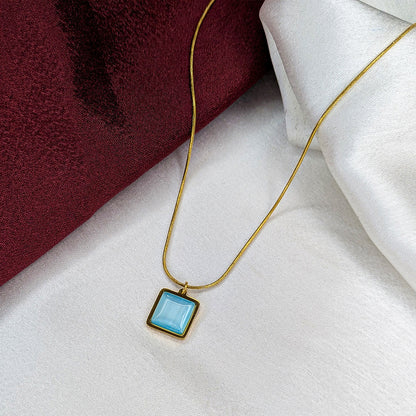 18K Gold Plated Square Rose Crystal Pendant Necklace (Anti Tarnish)