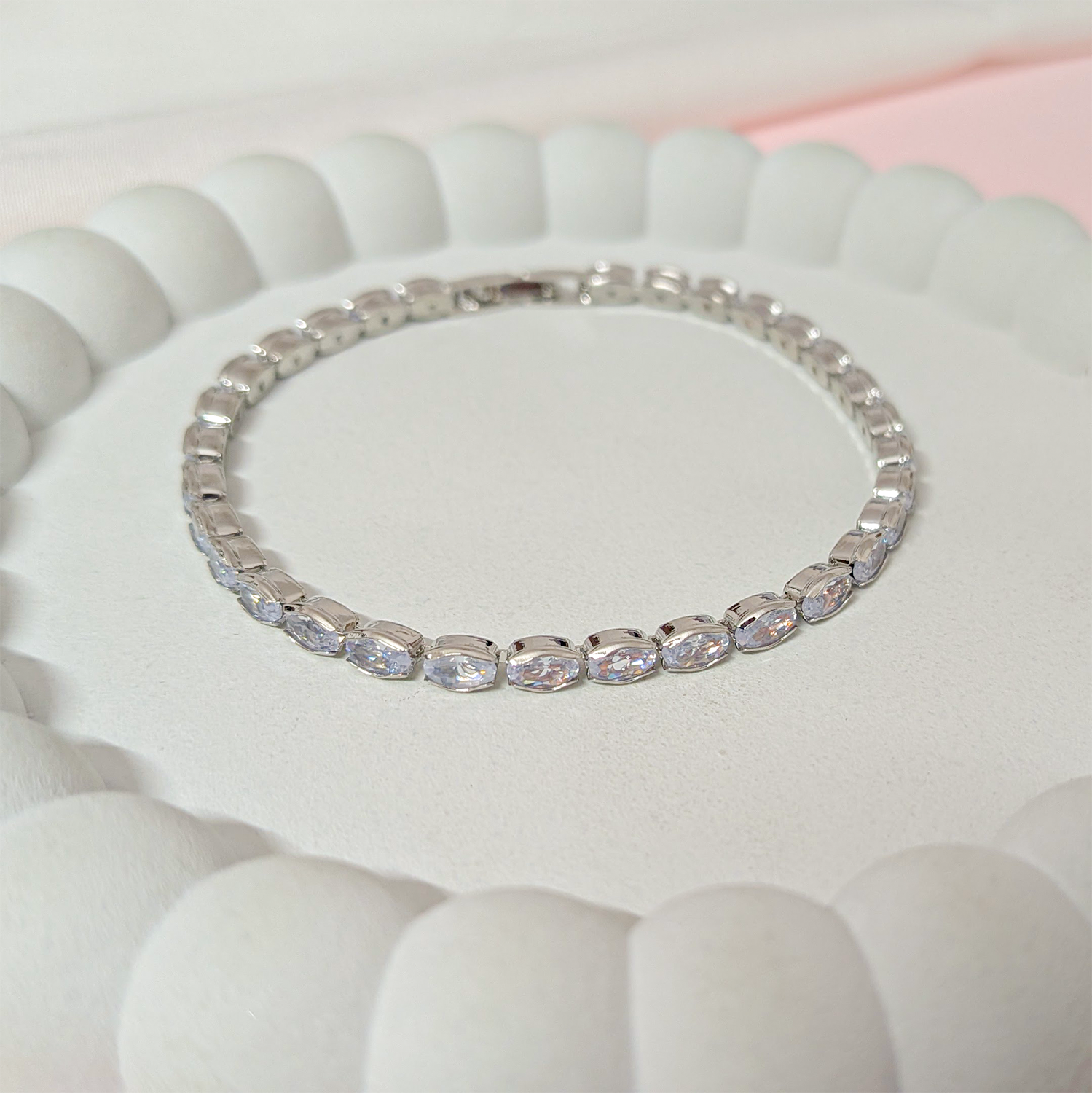 Stylish Flip Oval Cut Bezel Design Tennis Bracelet For Girls & Women's