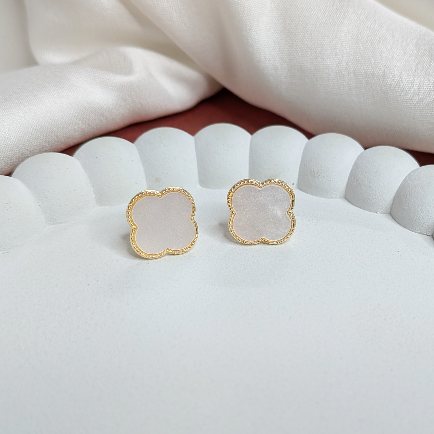 Four Leaf Floral Stud Bezel Earrings For Girls & Women
