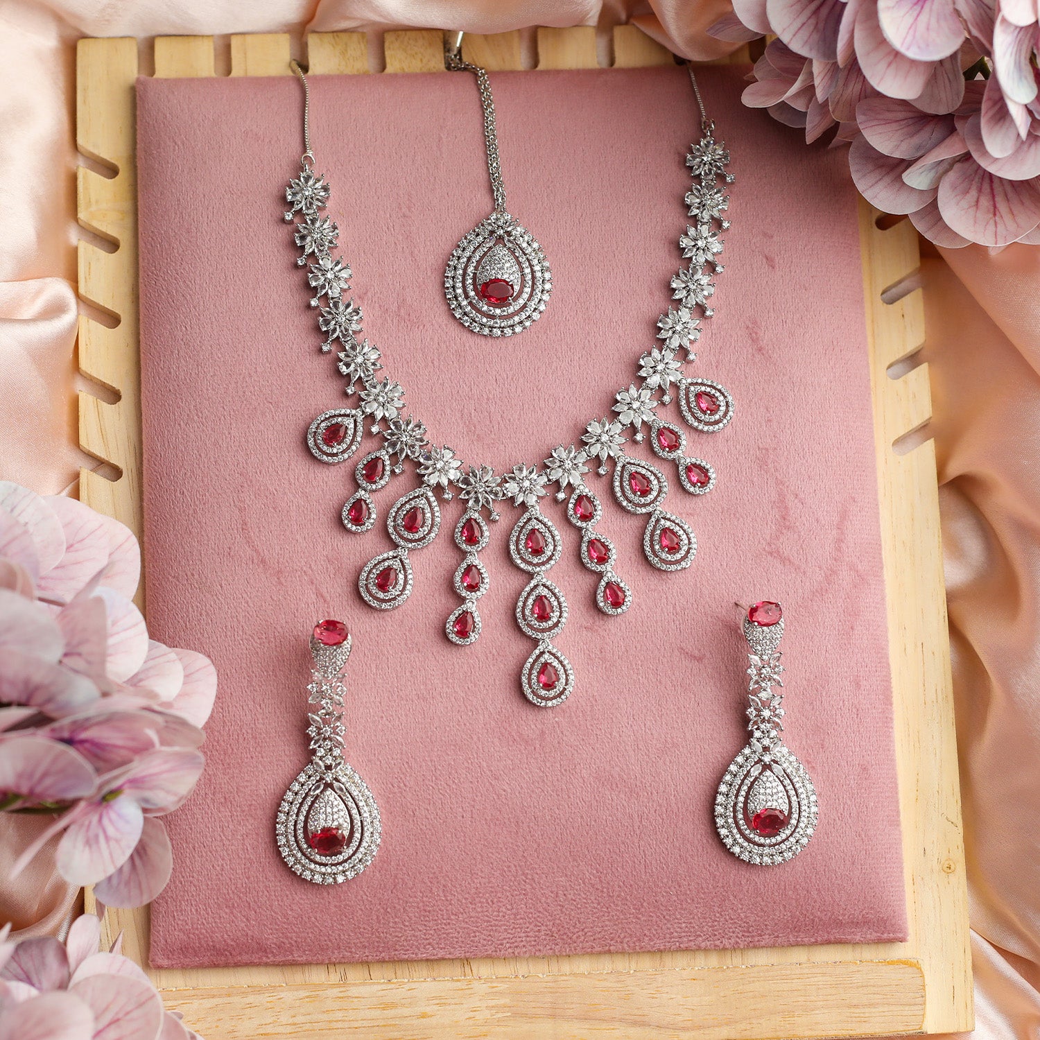 AD Stone Studded Floral Cluster Jewellery Set