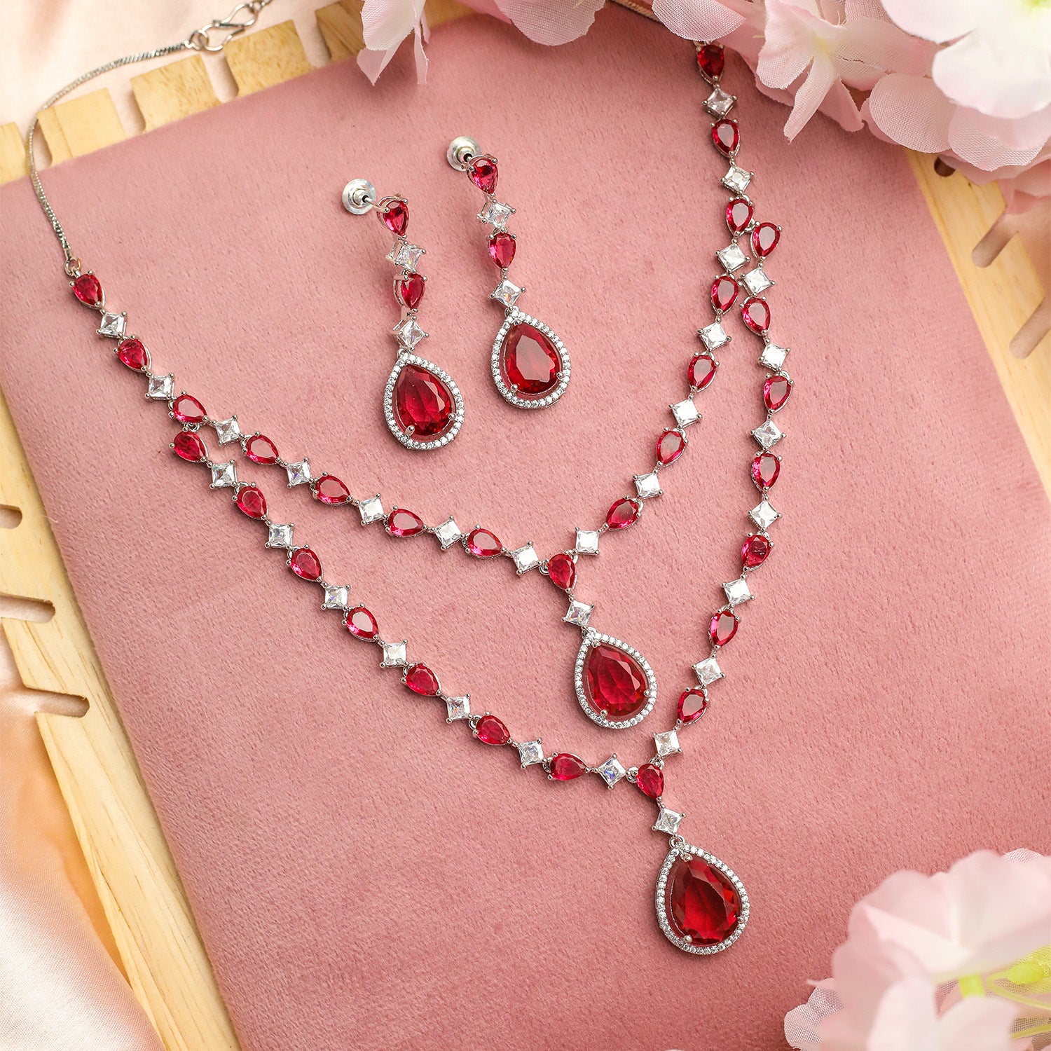 Shiny AD Teardrop Stone Necklace Set with Earrings for Women