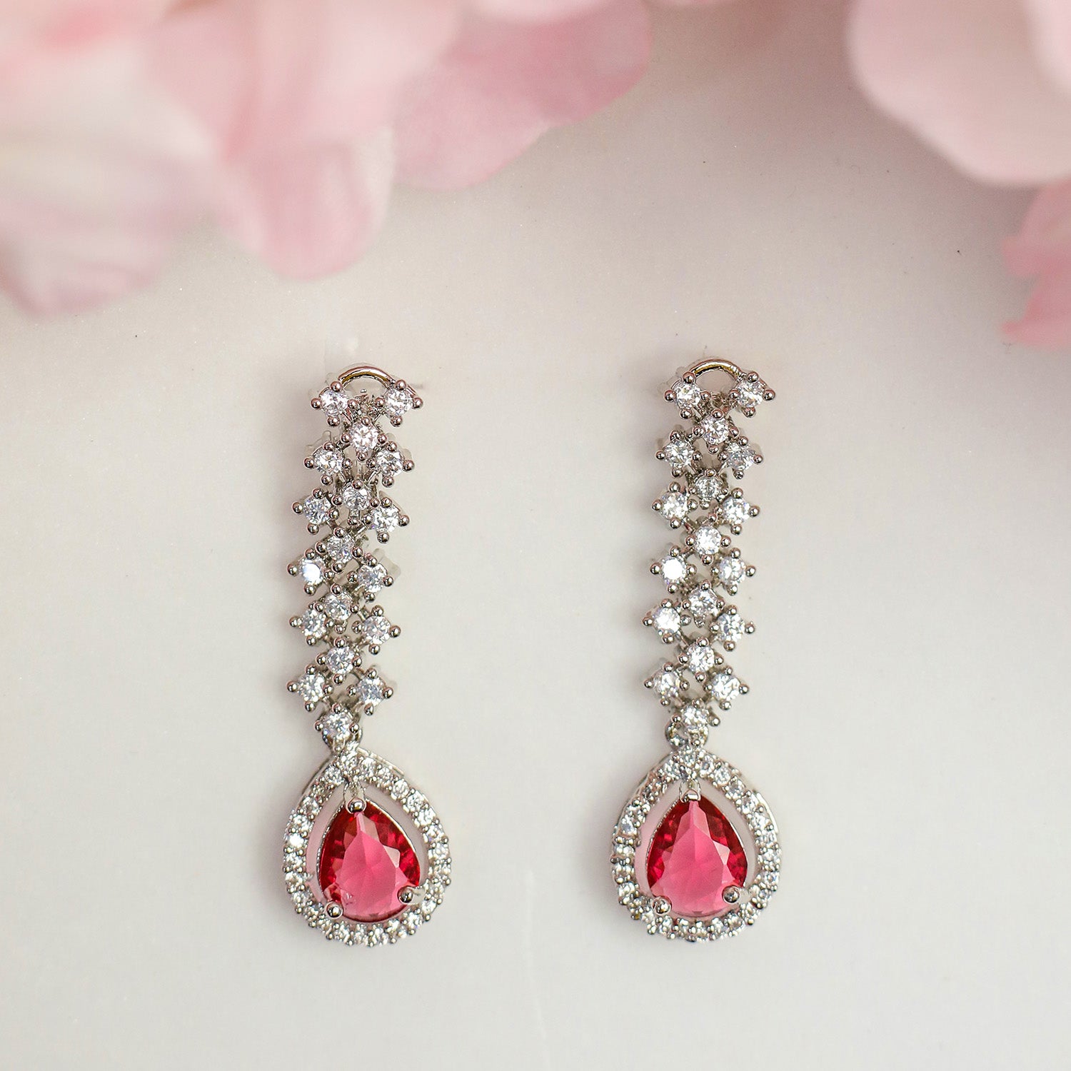 Striking Floral Lightning AD Stones Necklace for Girls & Women's