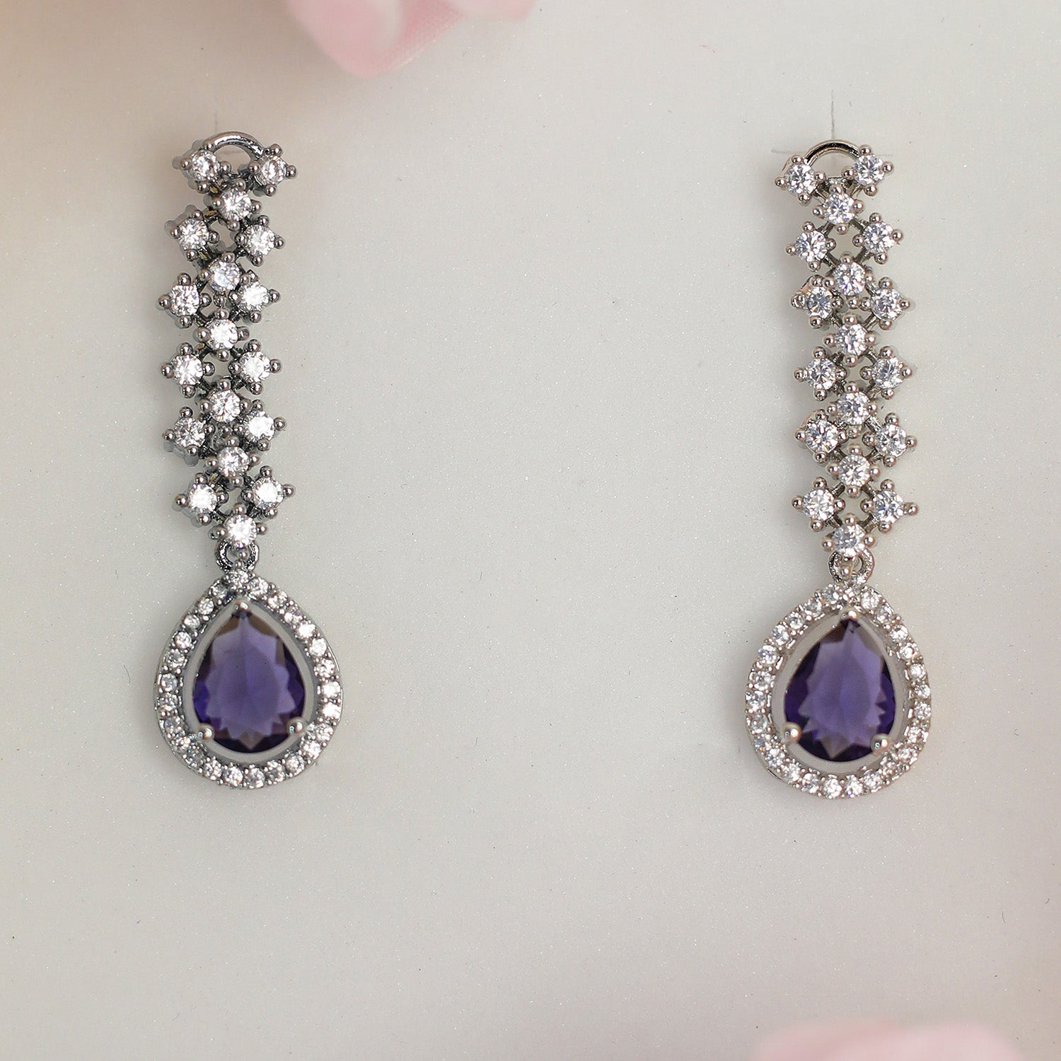 Striking Floral Lightning AD Stones Necklace for Girls & Women's