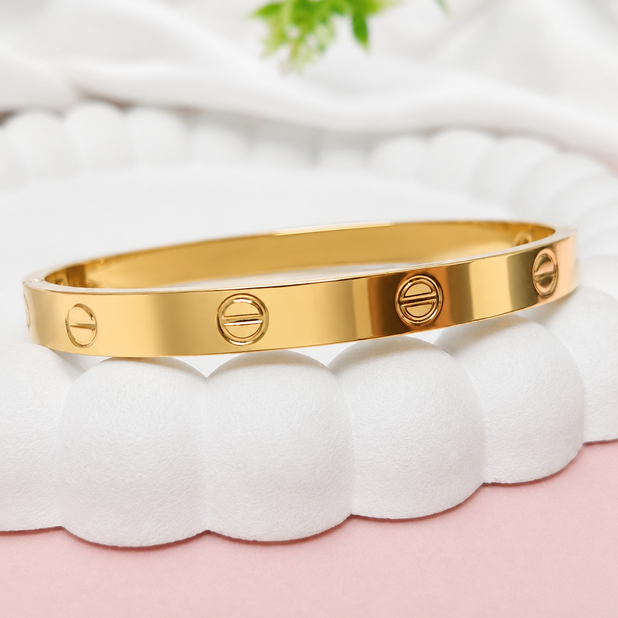 Elegant Korean Style Love Bracelet (Anti-Tarnish)