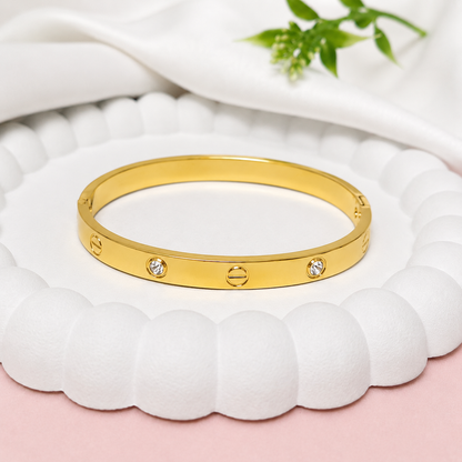 Elegant Love Bracelet with CZ Stone (Anti-Tarnish)