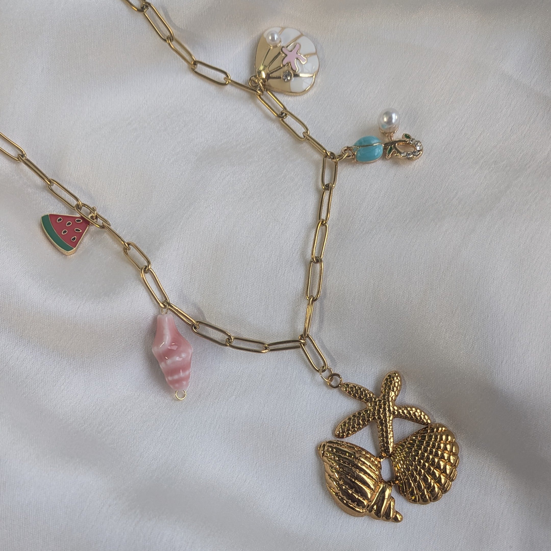 18K Gold Plated Tropical Seaside Charm Pendant (Anti Tarnish)