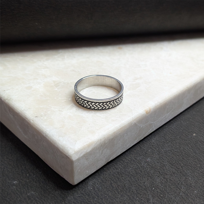 Geometric Brick Box Pattern Ring for Men & Women