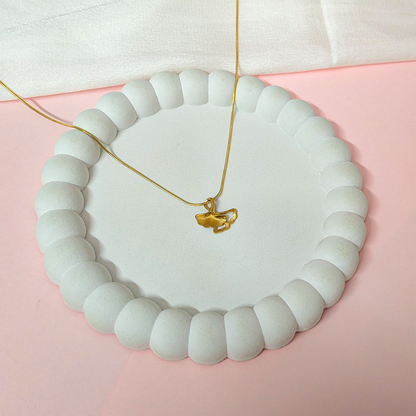 Seashell & Leaf Crafted Pendant for Girls & Women's