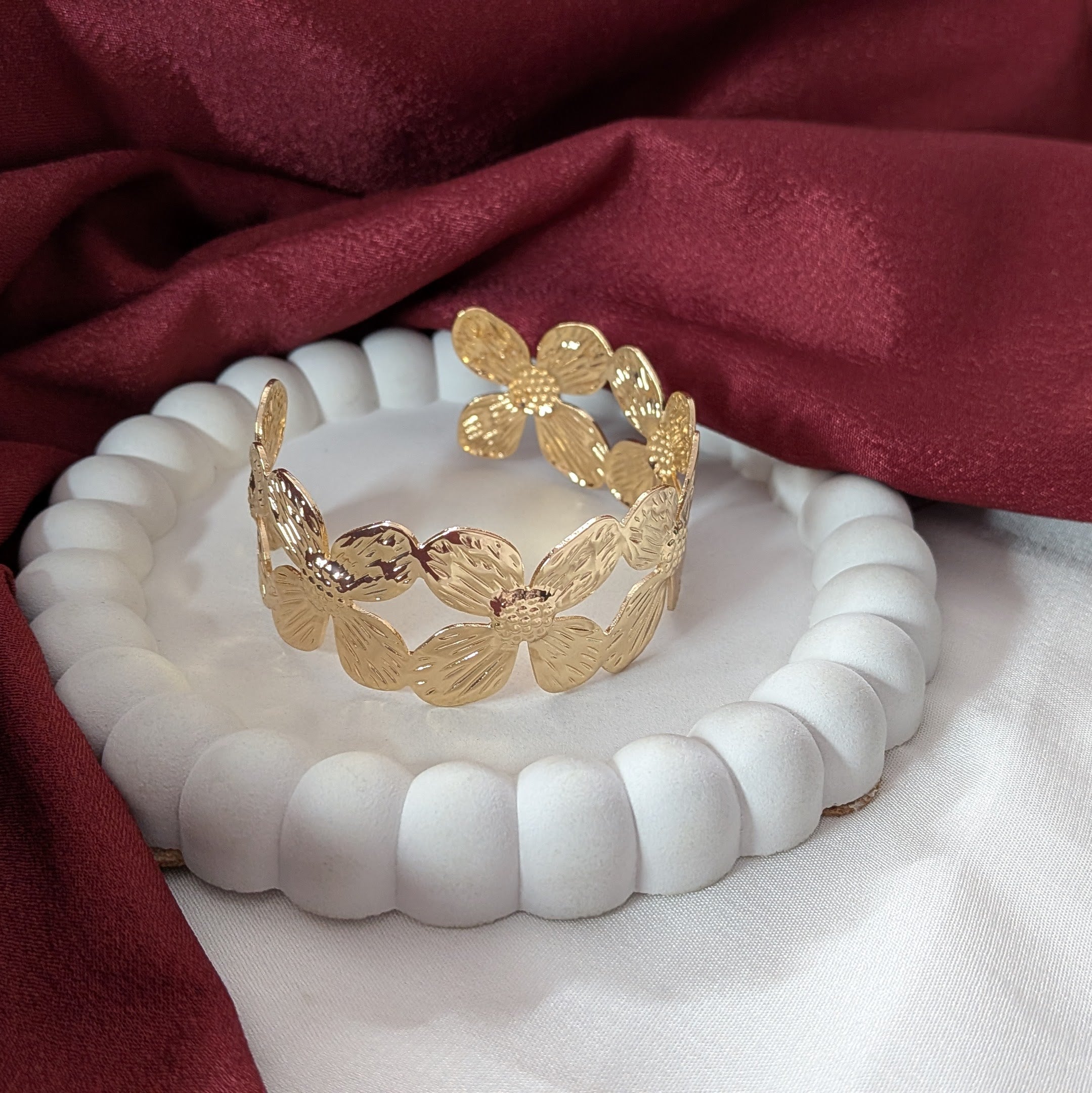 Golden Lucky 4 Leaf Flower Cuff Bracelet for Women & Girls