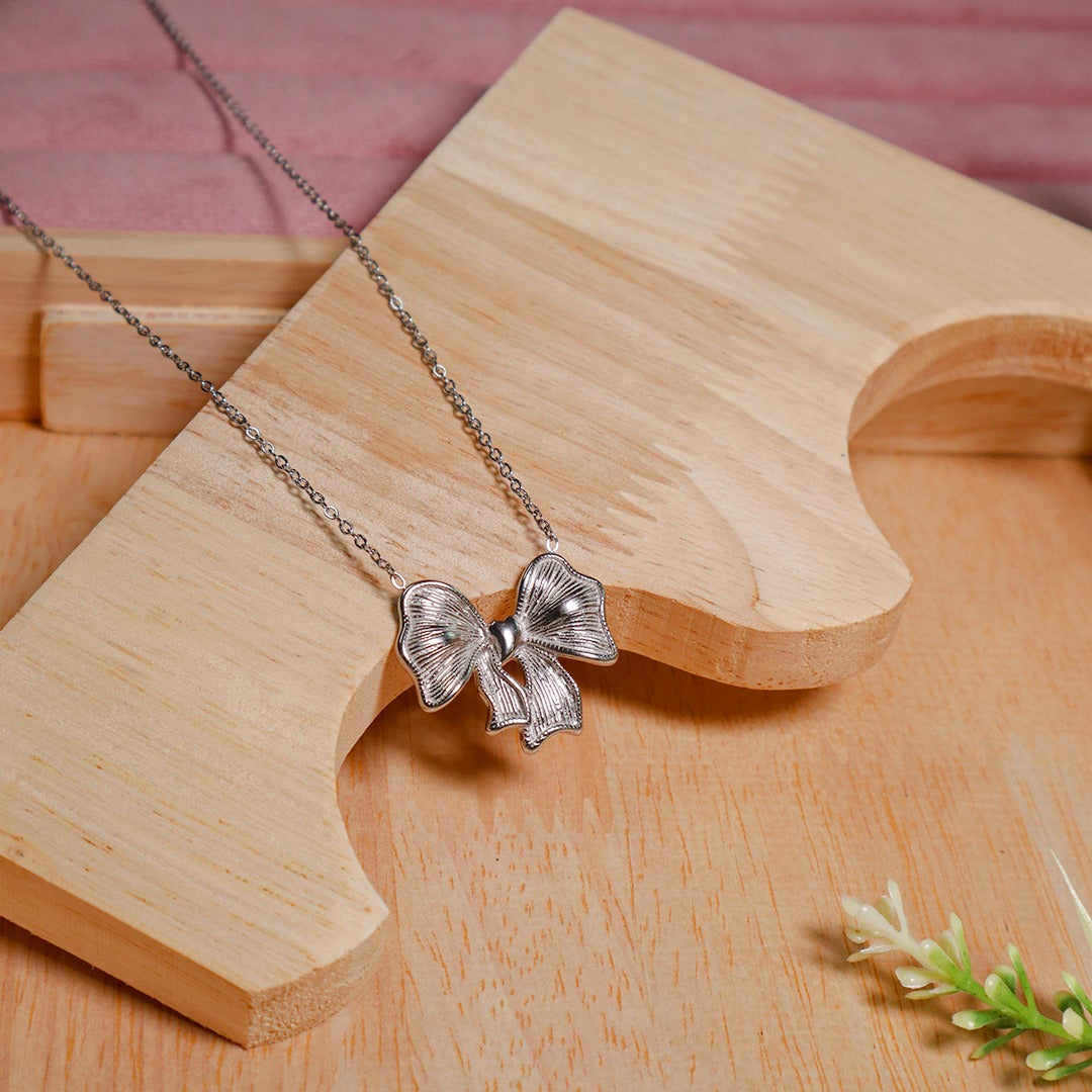 Silver Sterling Big Bow Pendant Necklace (Anti-Tarnish)