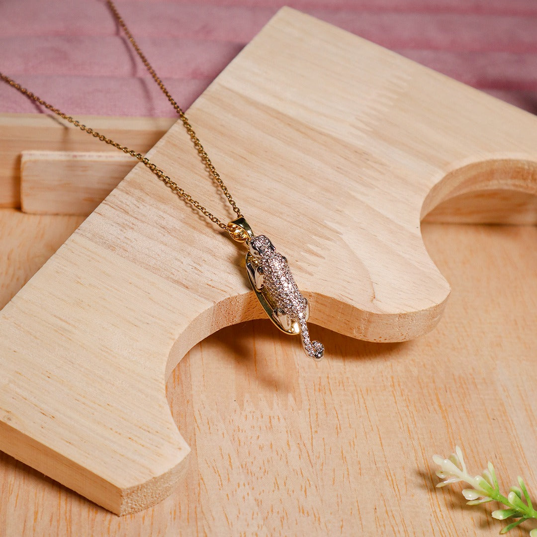 18K Gold Plated AD Jaguar Pendant Necklace (Anti-Tarnish)