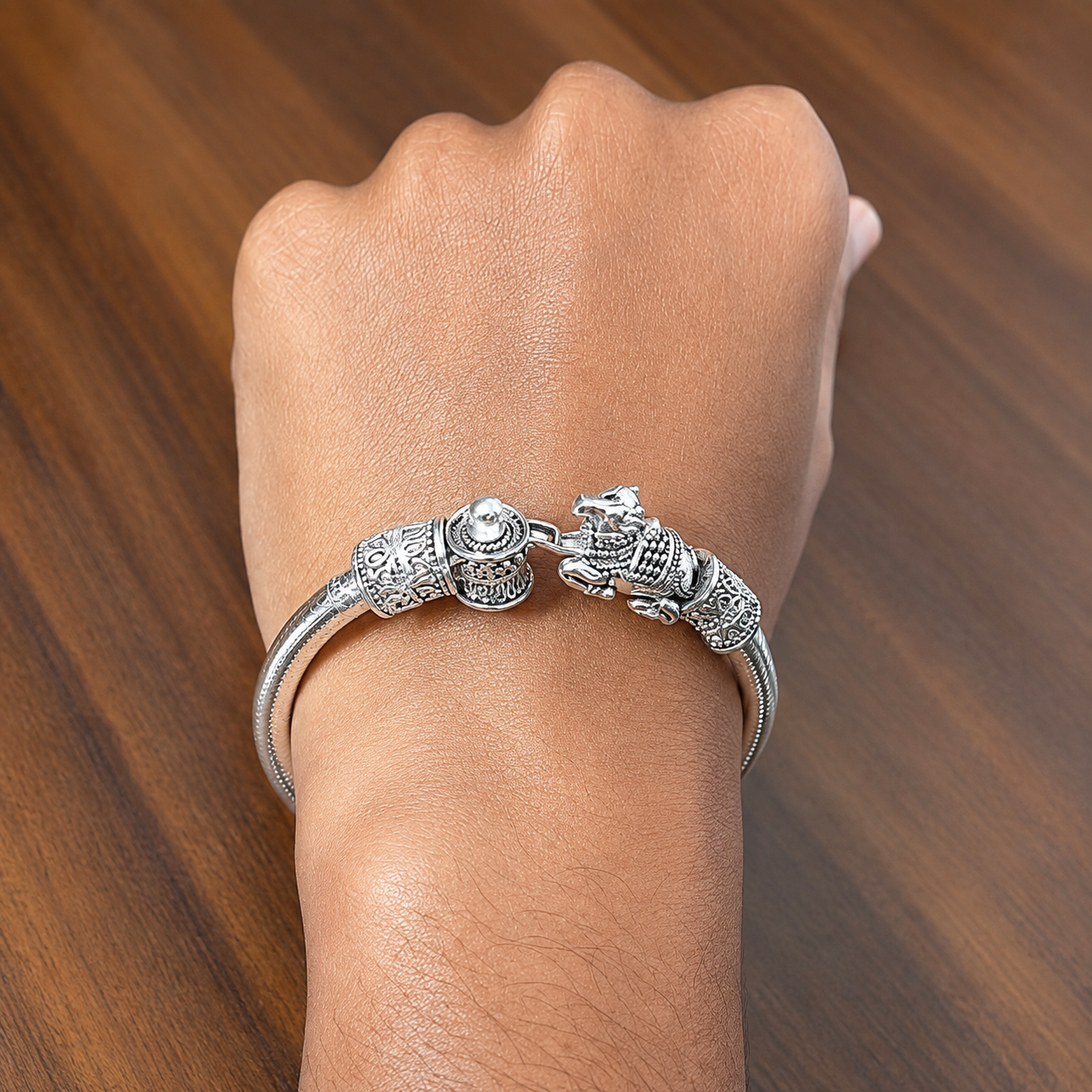 Nandi Bull Head Rakhi for Brothers