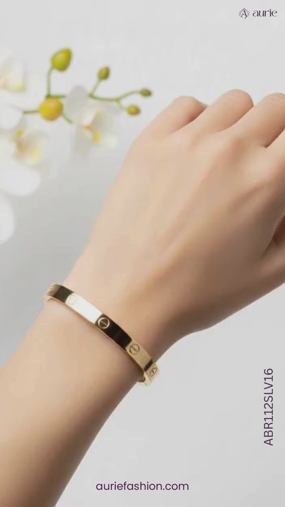 Elegant Korean Style Love Bracelet (Anti-Tarnish)